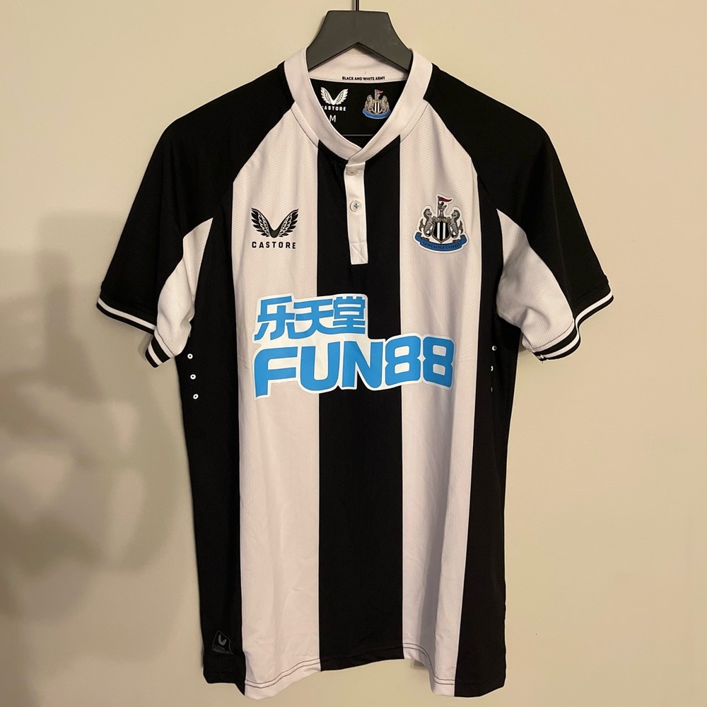 Newcastle United Jersey 21/22